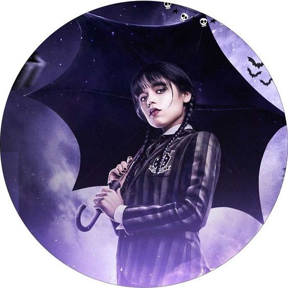 mercredi et son parapluie